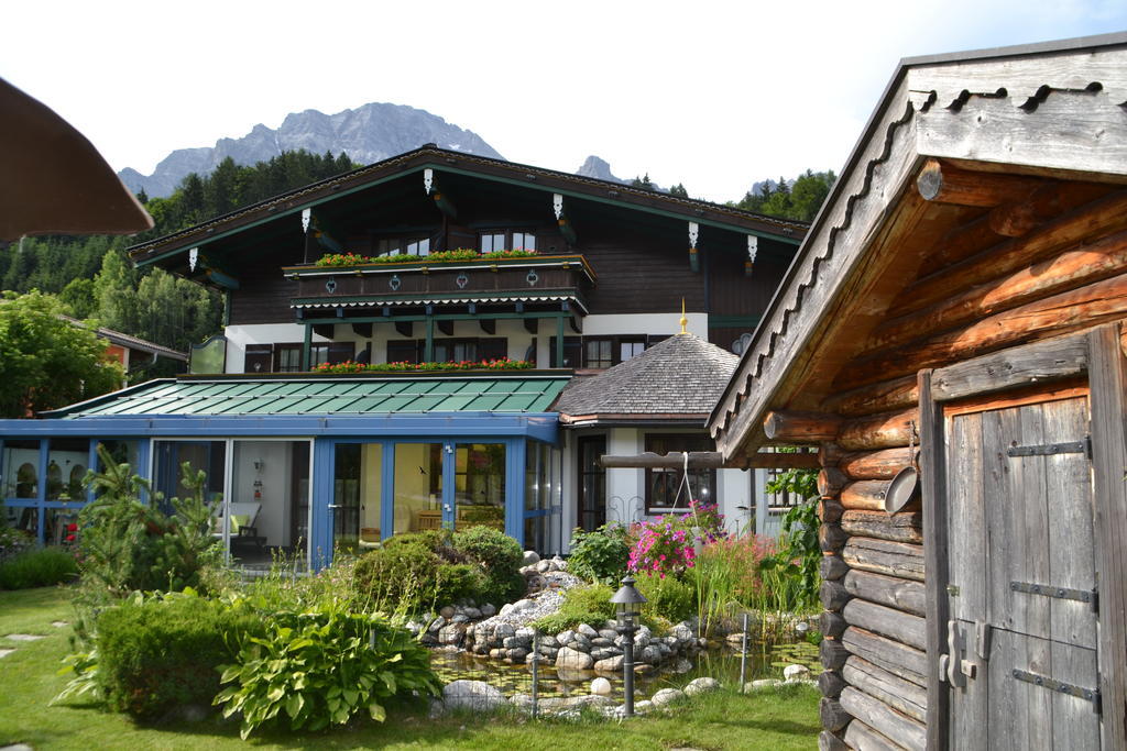 Pension Restaurant Dorfalm 莱奥冈 外观 照片